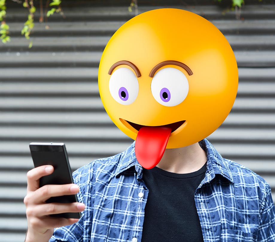 Emojis inside app push alerts significantly influence engagement says Leanplum