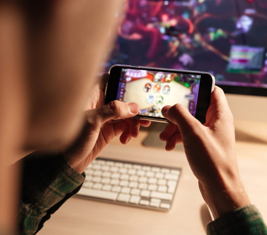 Top ranking mobile games earn 10X what other games do