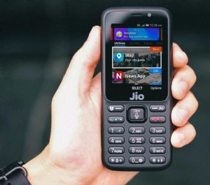 KaiOS talks smart feature phones and app developers